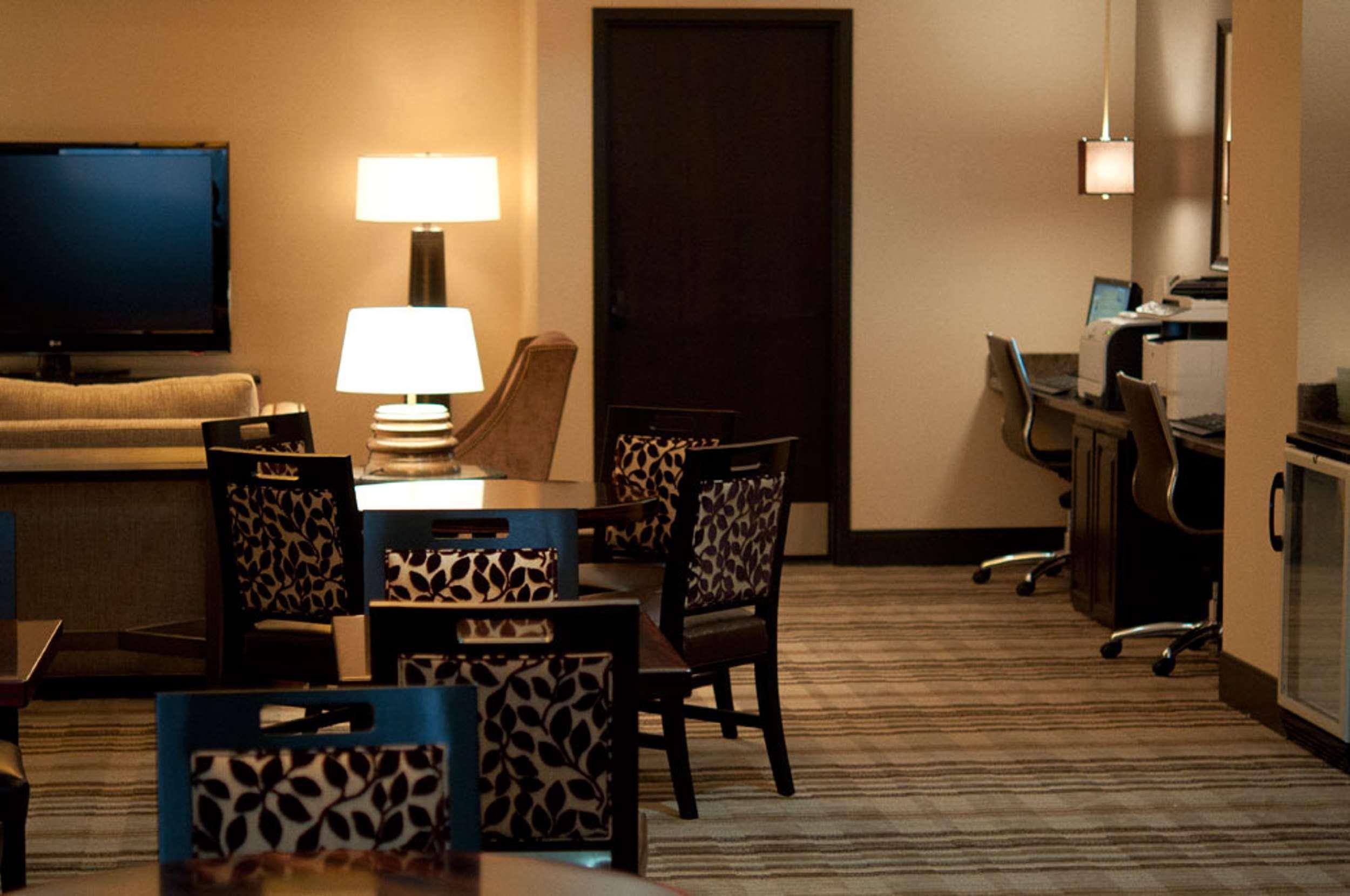 Hilton Arlington Hotell Eksteriør bilde